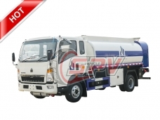 Fuel Truck Sinotruk(RHD)